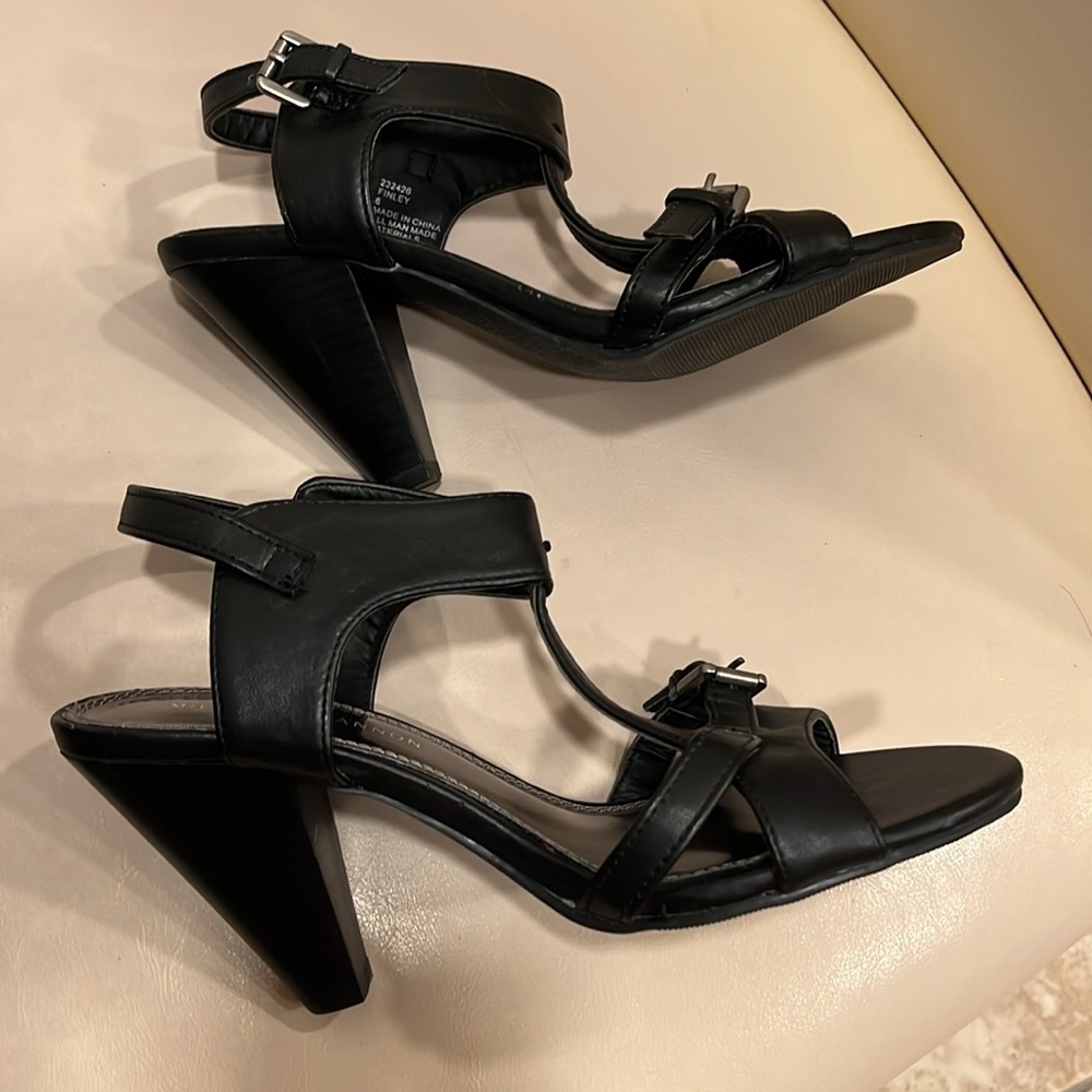 Michael Shannon high heel shoe - Picture 8 of 8